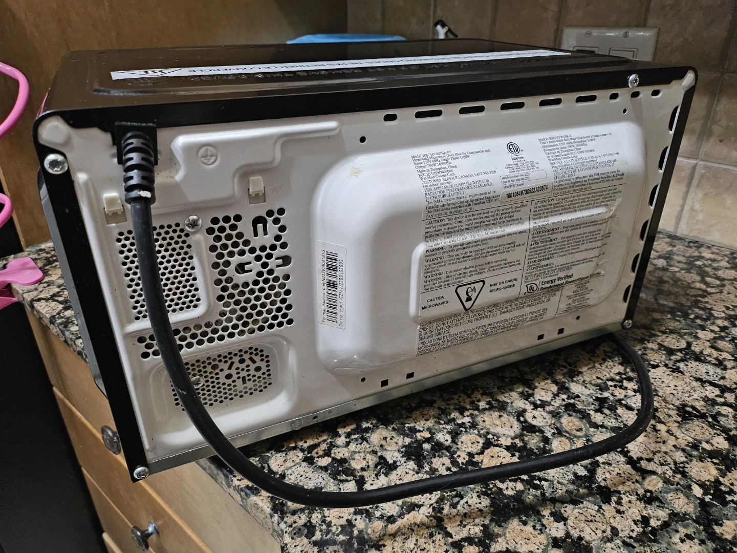 Hamilton Beach Microwave Oven - photo 2