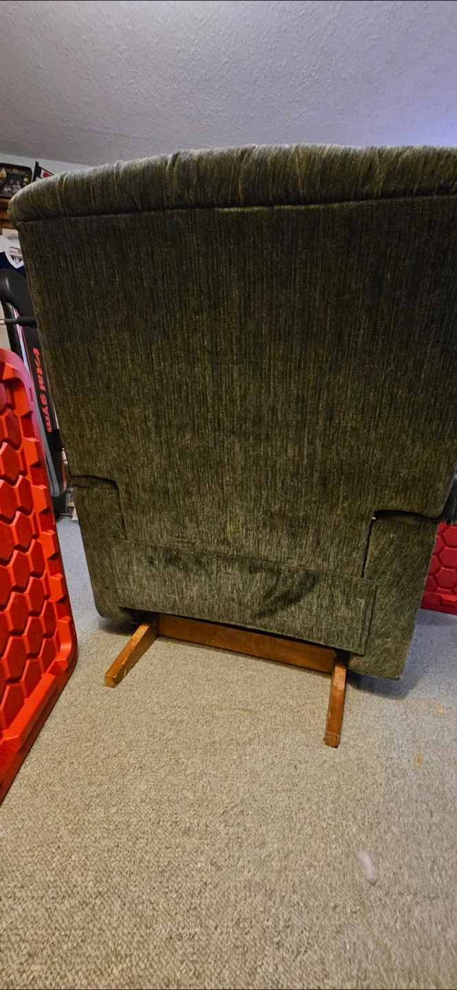 La-Z-Boy rocker recliner - photo 5