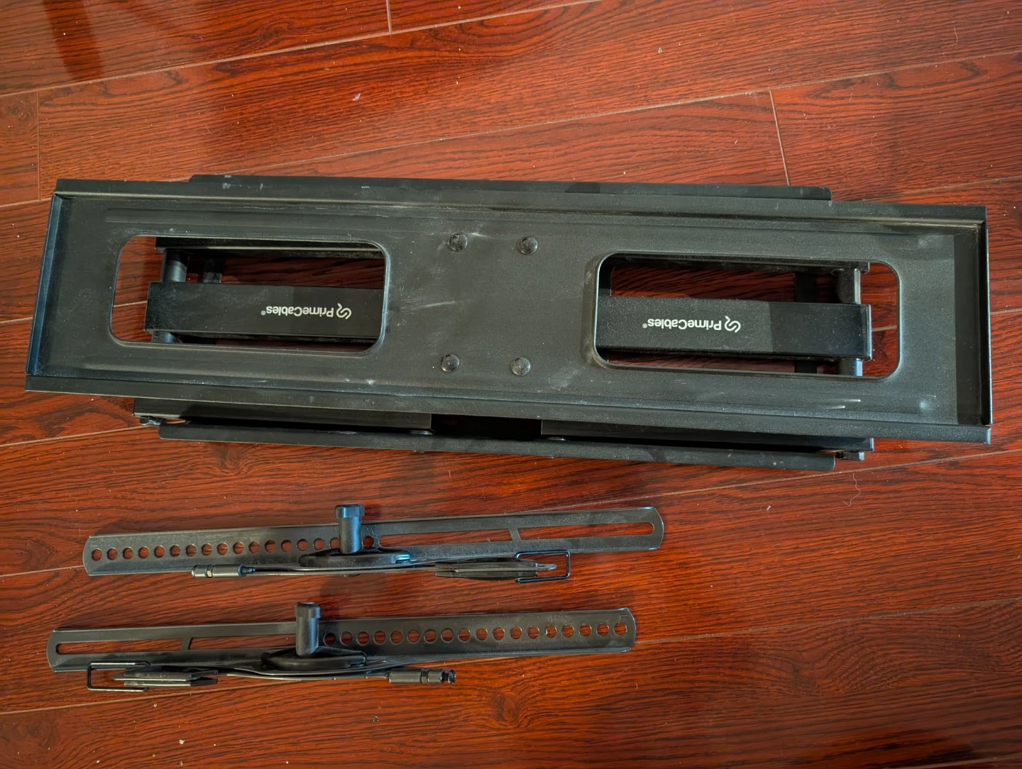Articulating PrimeCables Black TV Wall Mount Bracket
