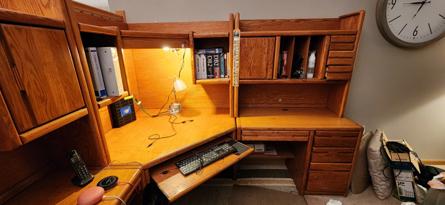 Oak Computer Desk with Hutch and Keyboard Tray - photo 2