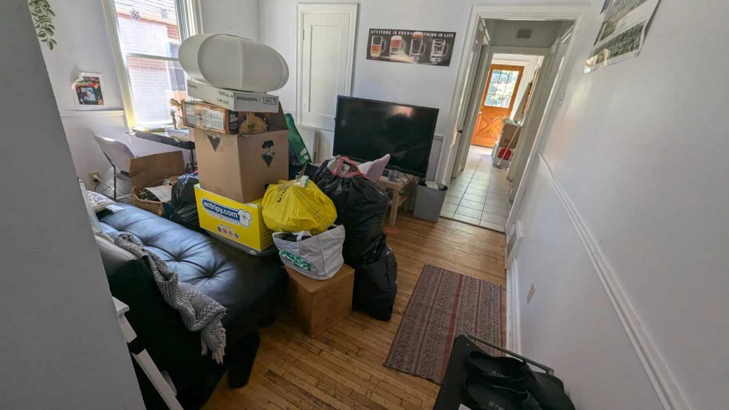 Hamilton Sublet Available - photo 3