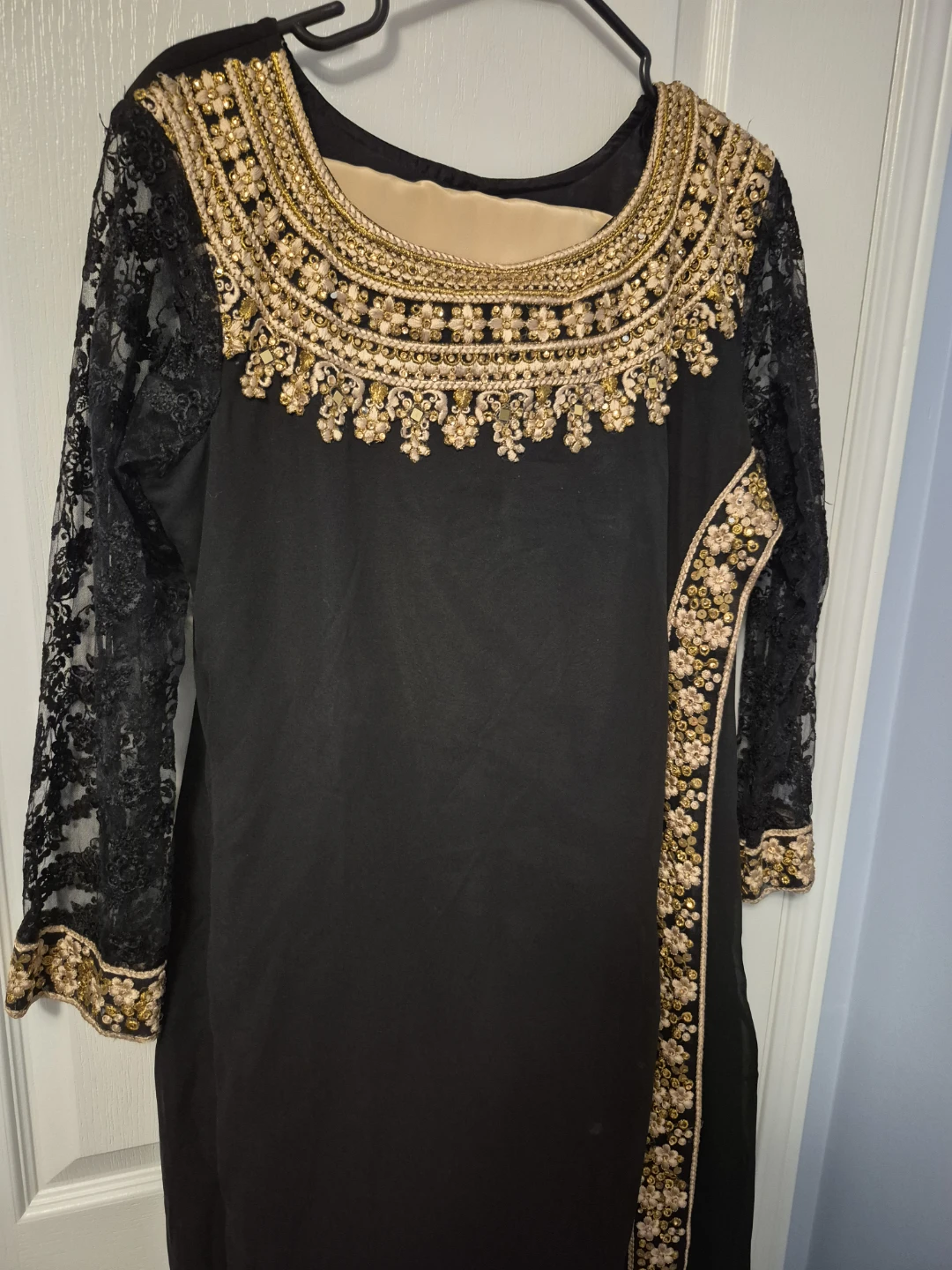 Black Embellished Kurti with Lace Sleeves - photo 3