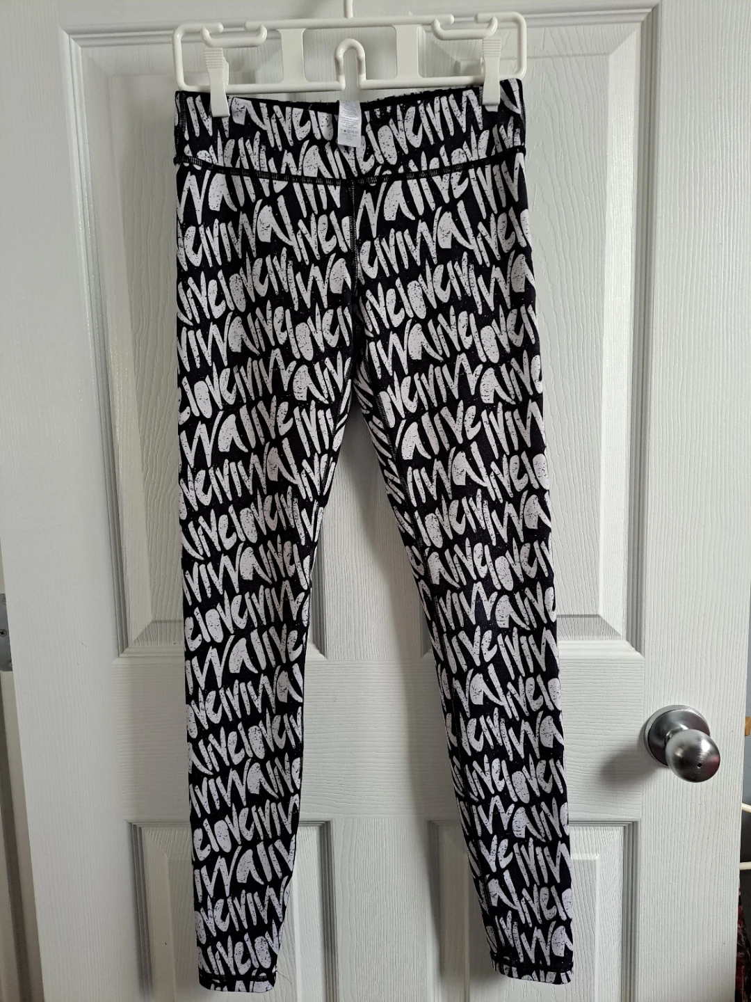 Girls Ivivva Black White All Over Logo Leggings Size 12