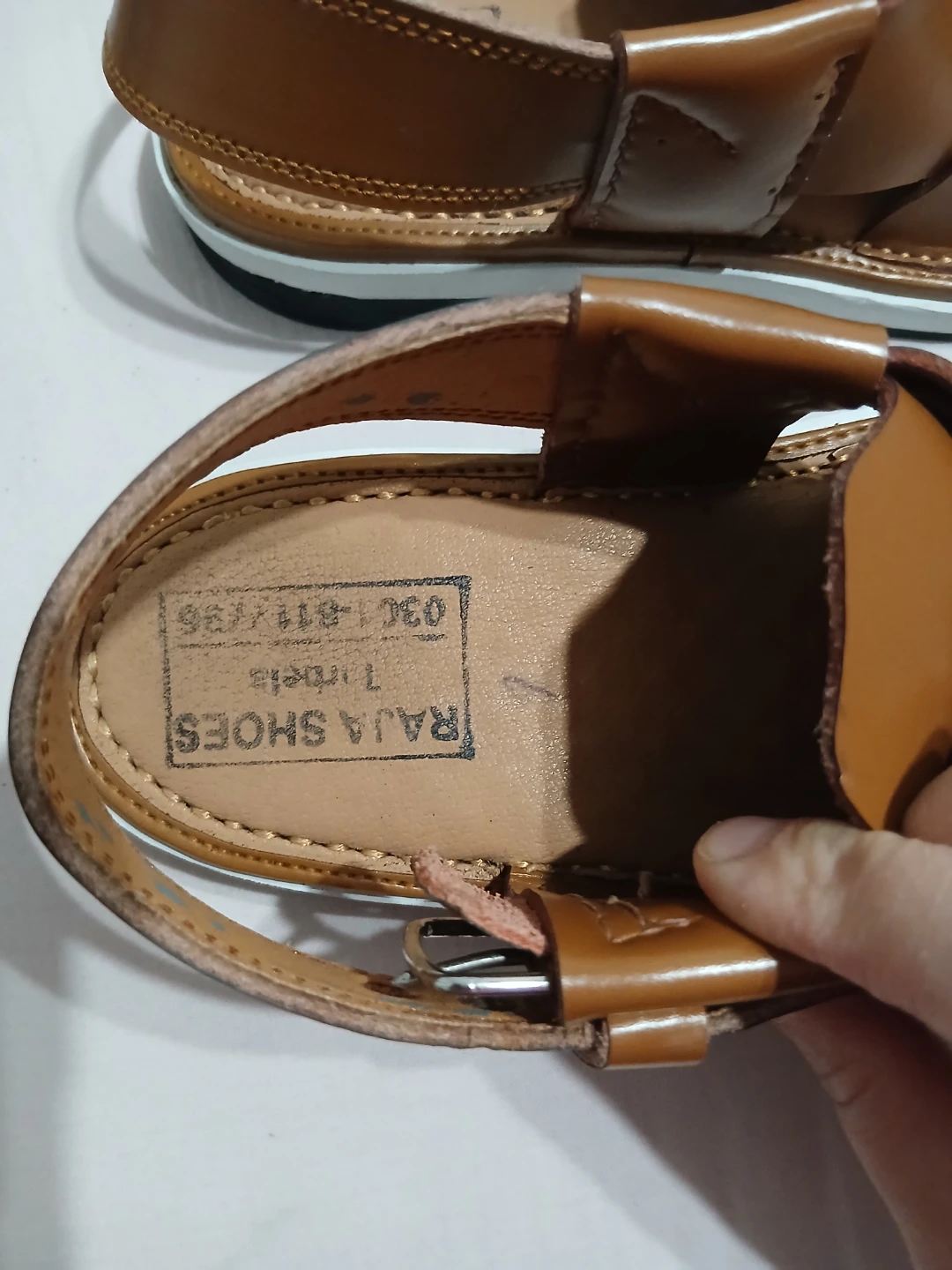 Raja Shoes Brown Leather Sandals - photo 3