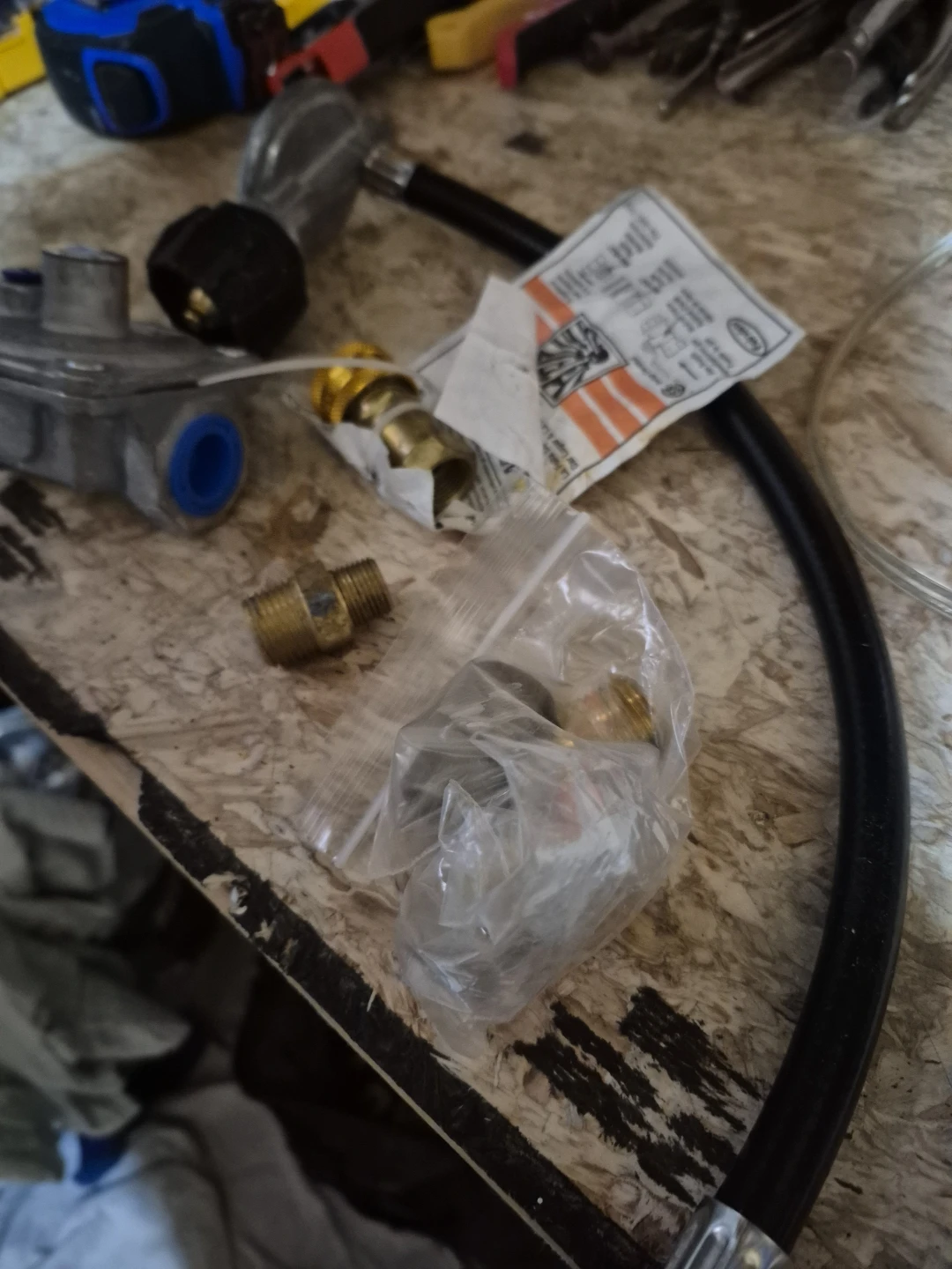 Propane Regulator with Hoses and Adapters - photo 2