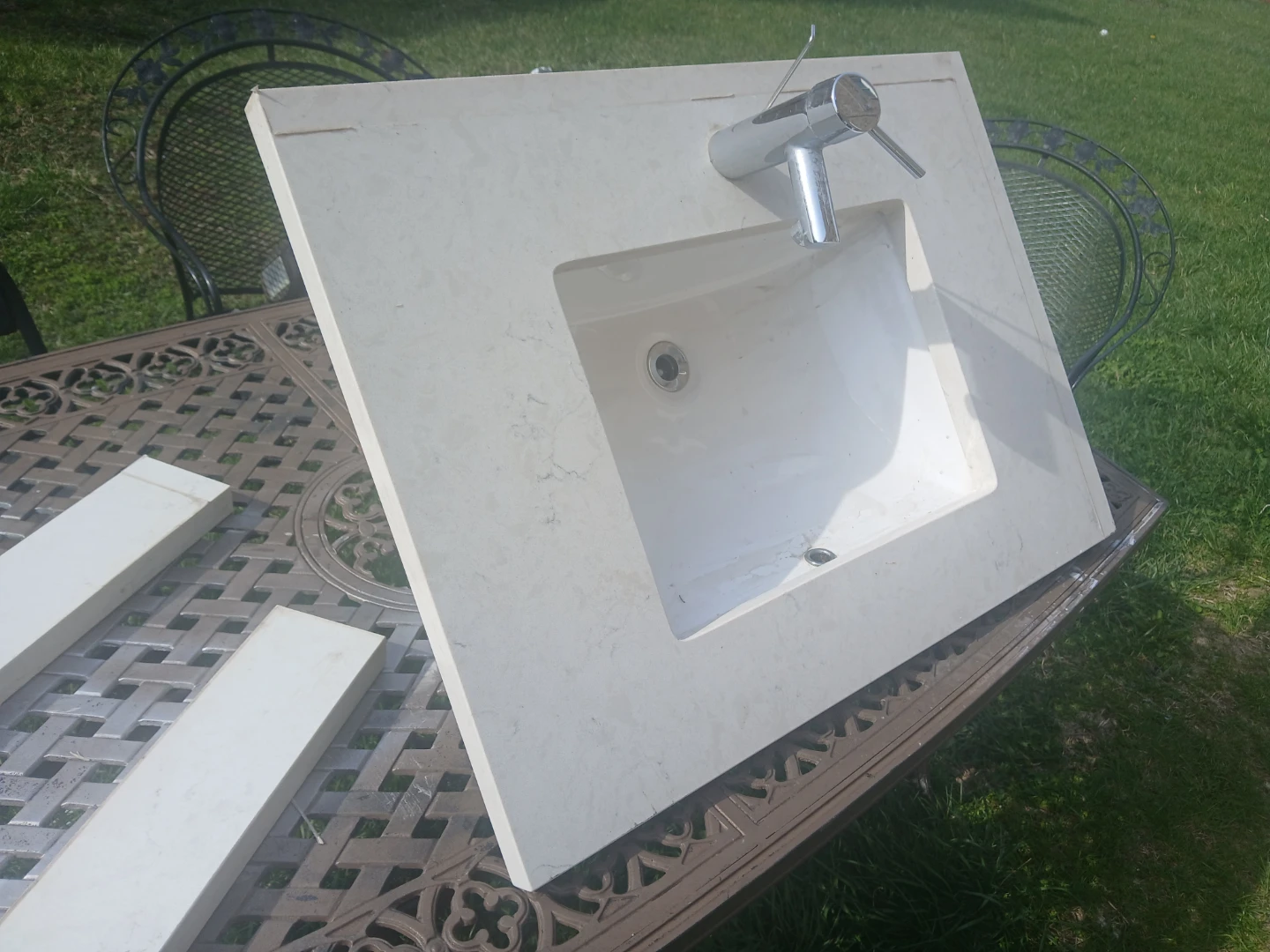 Bathroom Vanity Sink  31.5 x 22.5
