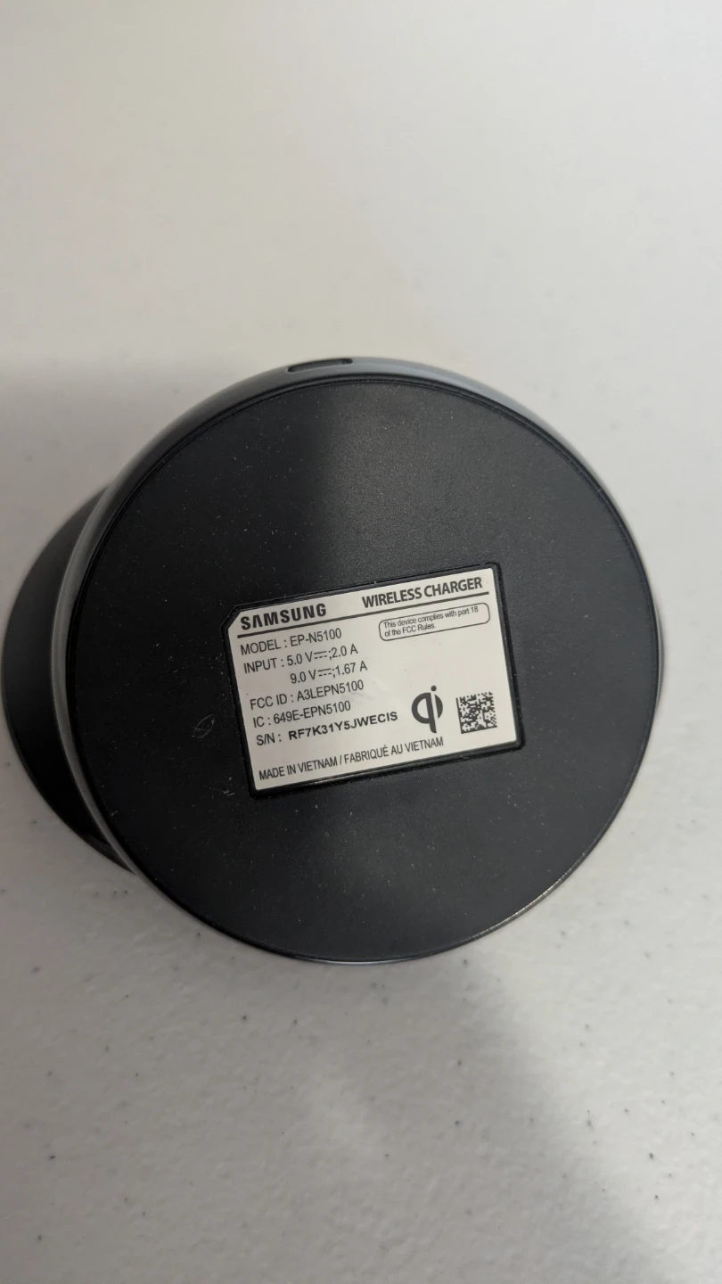 Samsung Fast Wireless Charger EP-N5100 - photo 3