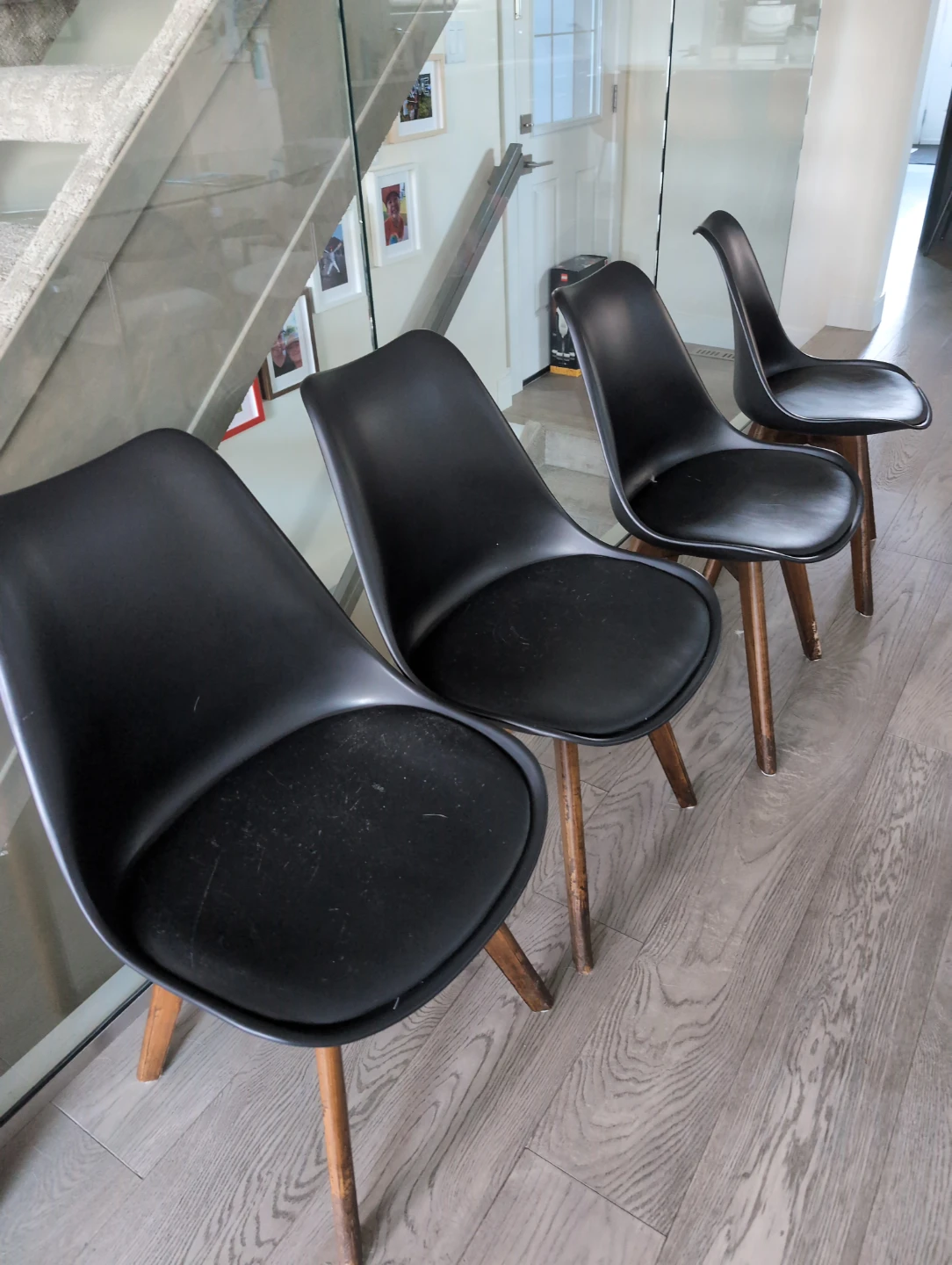 Set of 4 Black Dining Chairs Free