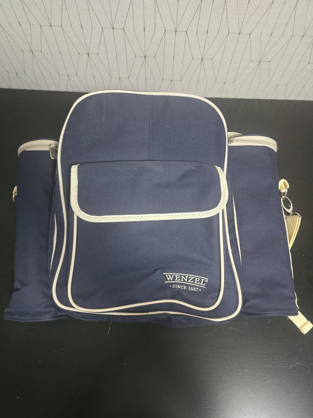 Wenzel Navy Blue Picnic Backpack