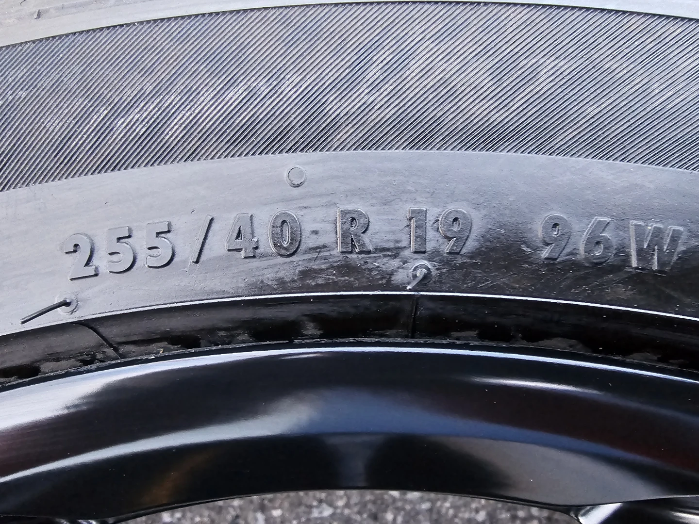 FORD MUSTANG GT O.E.M RIMS AND ALL SEASON TIRES - photo 5