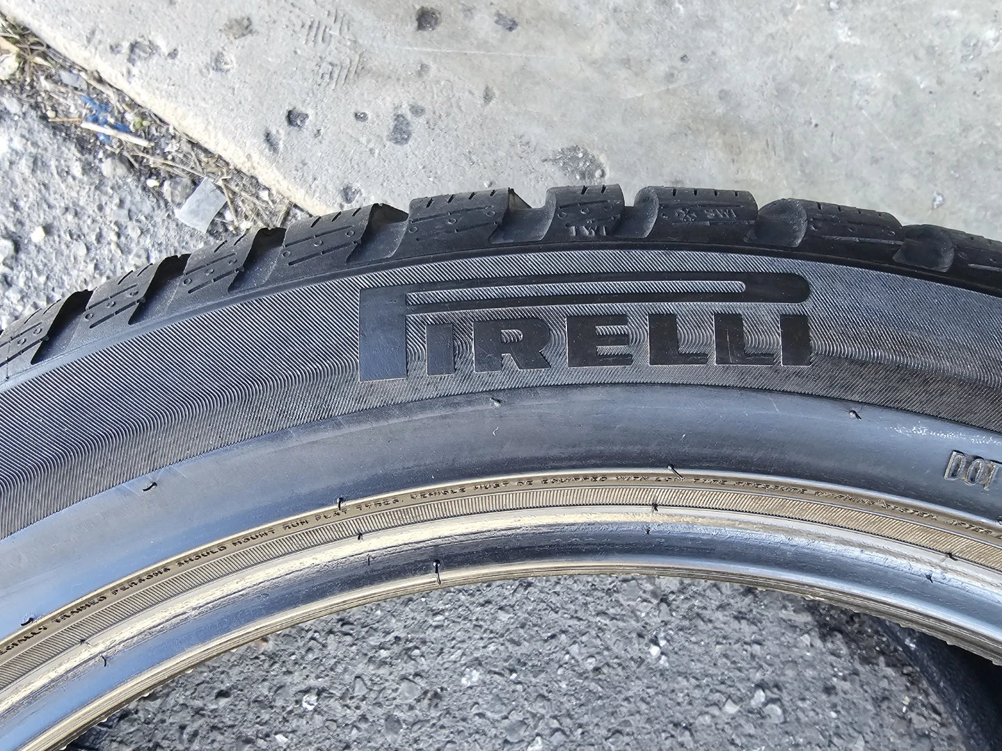 245/45 R20 PIRELLI (RUN FLAT) WINTER TIRES - photo 2
