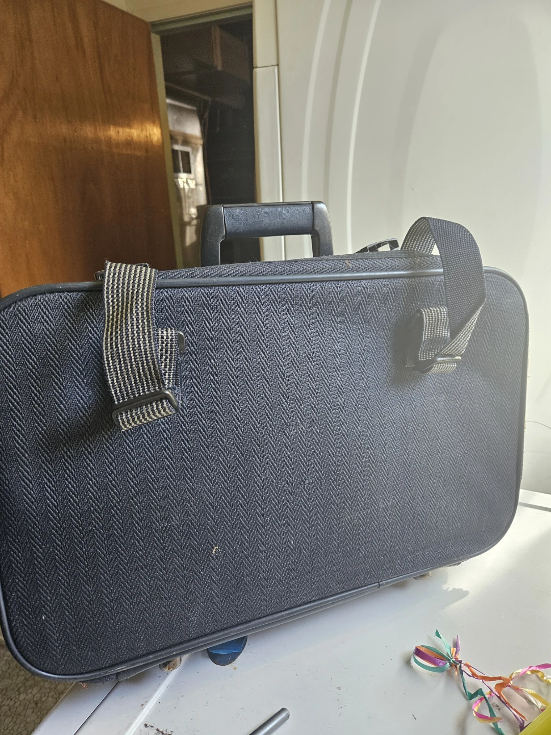 Venti Black Carry-On Luggage - photo 3
