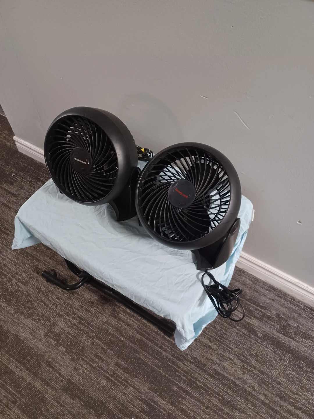 Honeywell Double Turbo Fans - photo 4