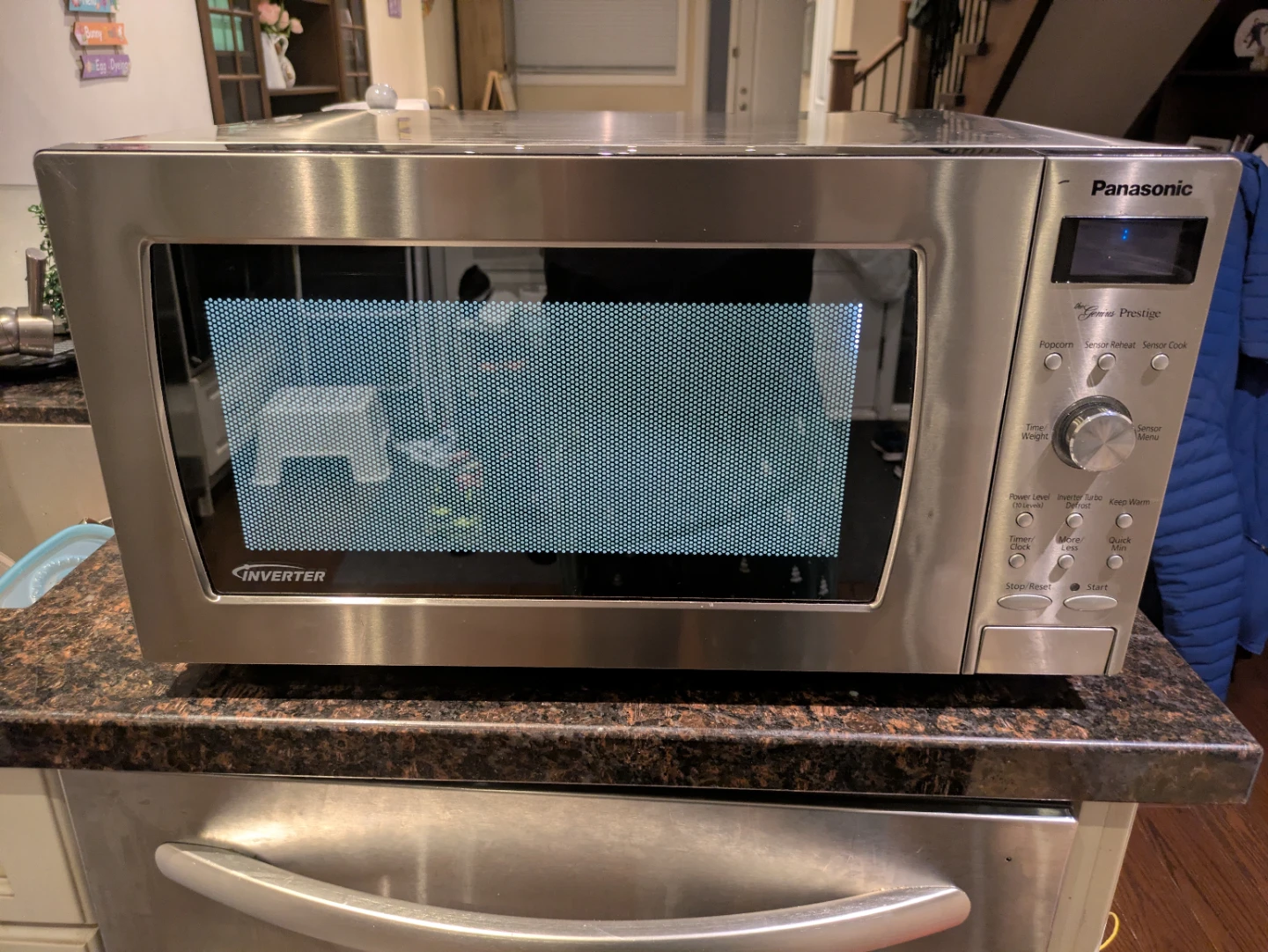 *NOT WORKING* Panasonic genius prestige microwave 🌱