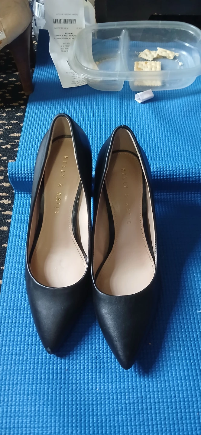Kelly & Katie Women's Black Pointed Toe Heels Size 8 - photo 2