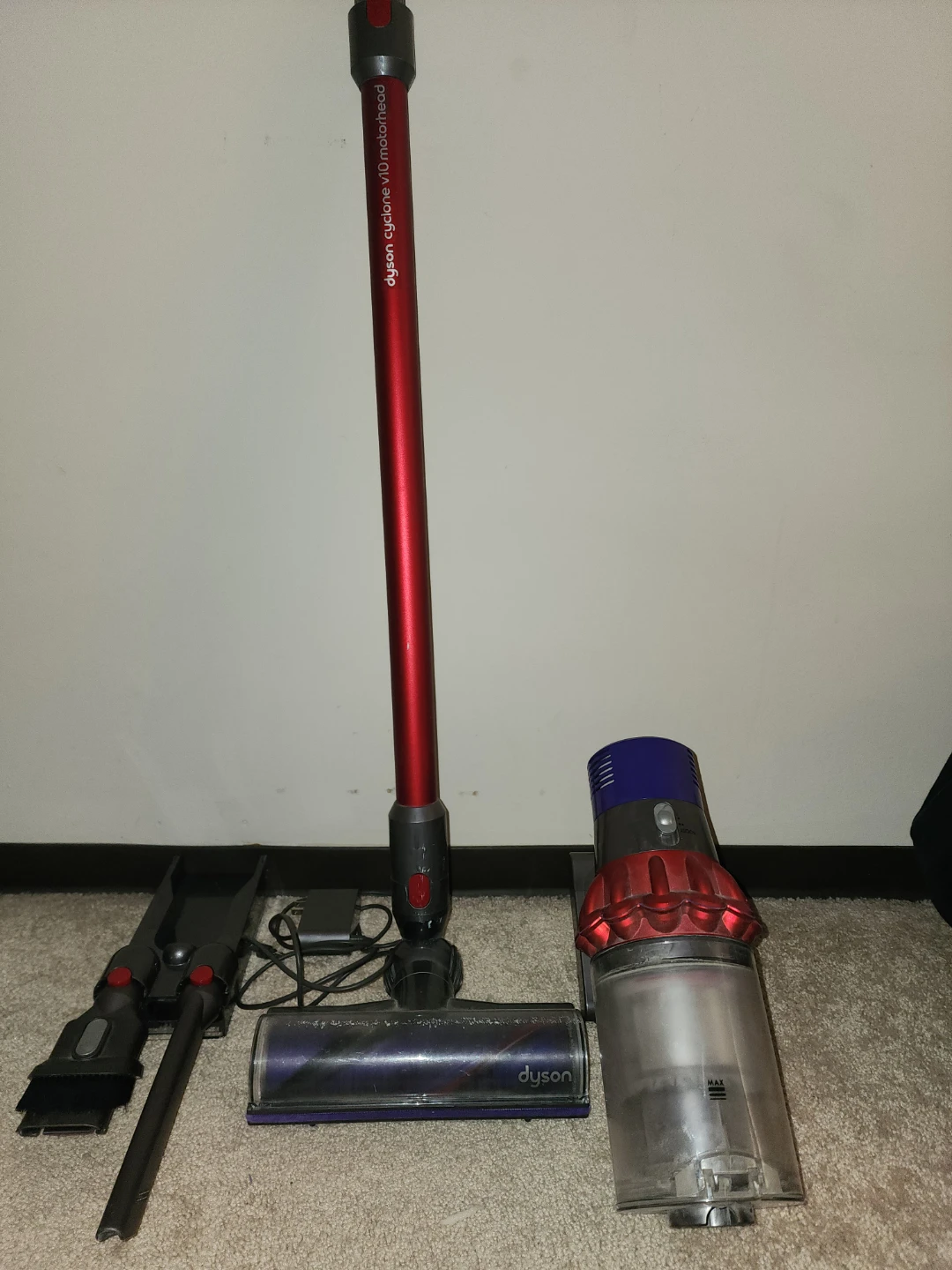 Dyson Cyclone V10 Motorhead Cordless Vacuum