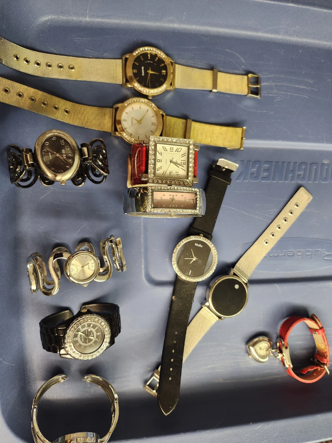 11 pcs Assorted Women's Fashion Watches(price for lot) - photo 5