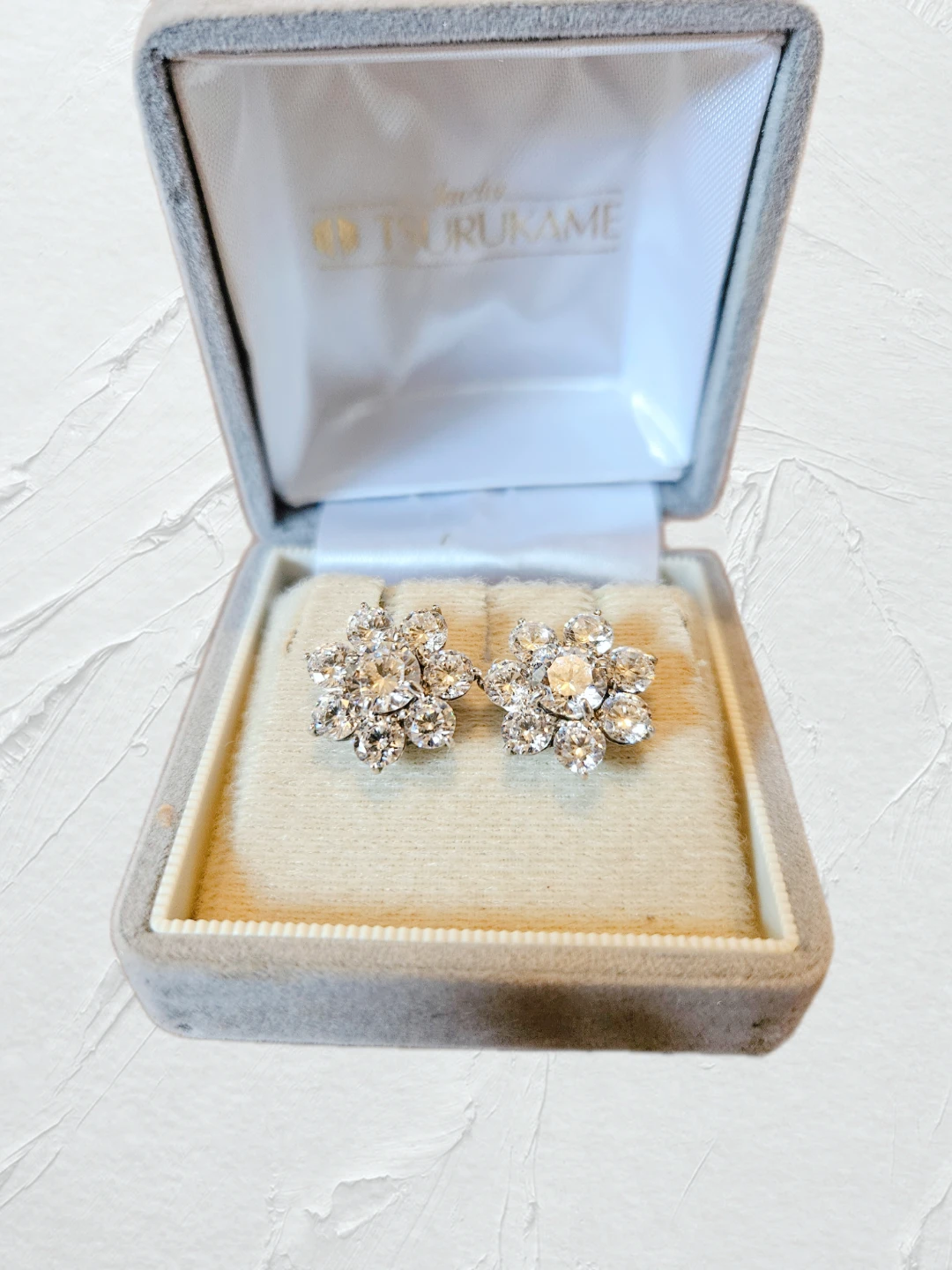Tsurukame Flower Earrings