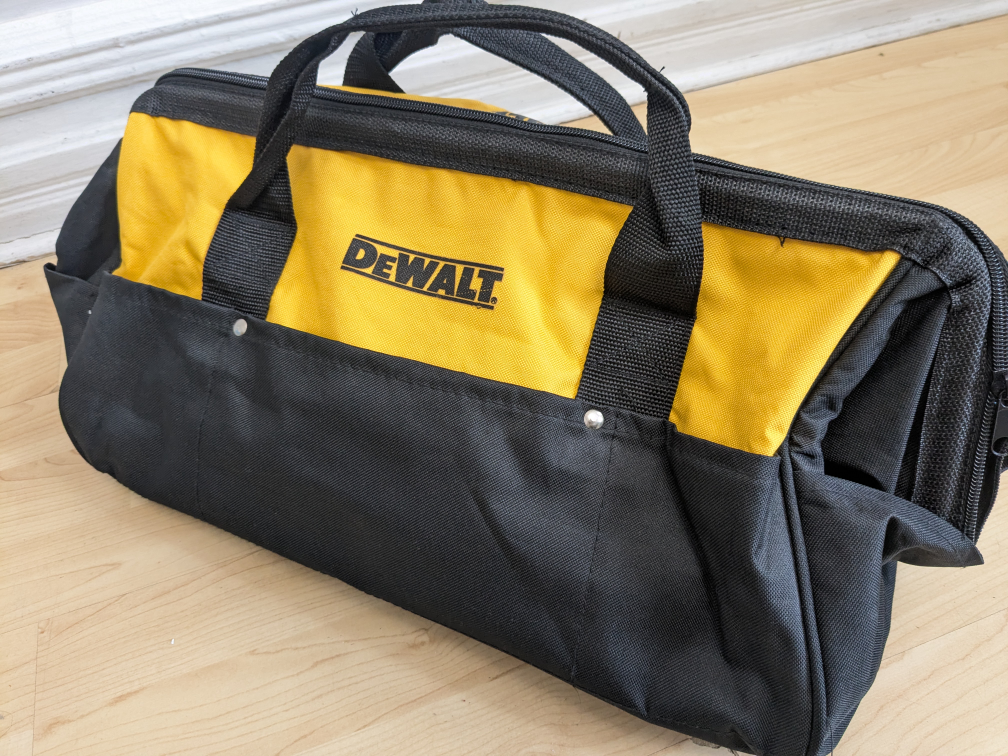 22" DeWalt Multi Pocket Large Tool Bag - photo 3