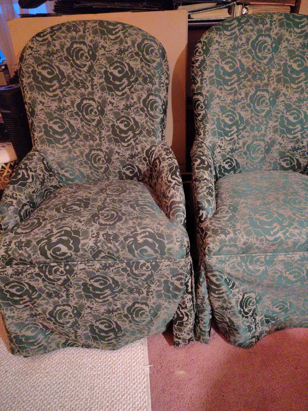 Set of 2 Vintage-Look Skirted Green Accent Dining Chairs - photo 4