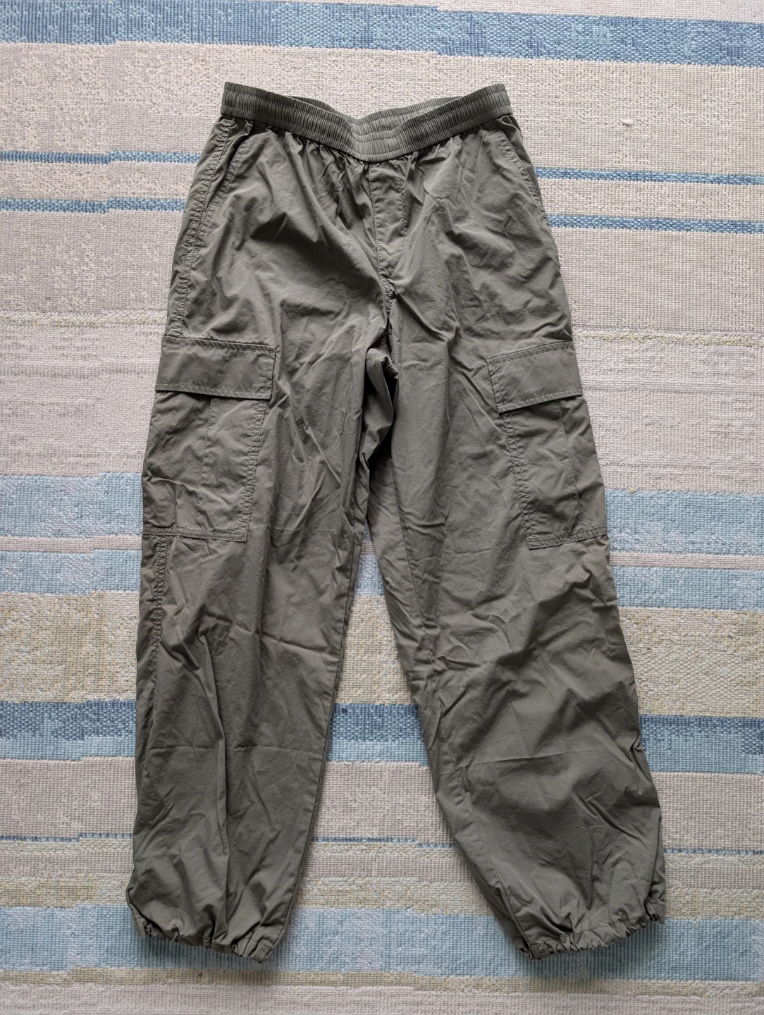 Uniqlo Cargo Pants - Olive Green - S/P