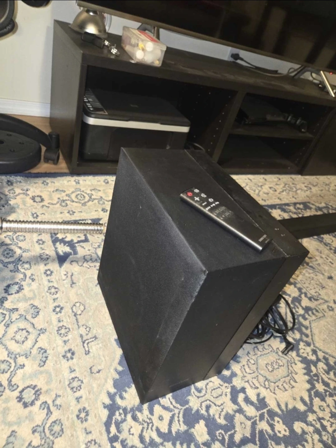 Samsung Soundbar with Subwoofer and Remote - photo 3