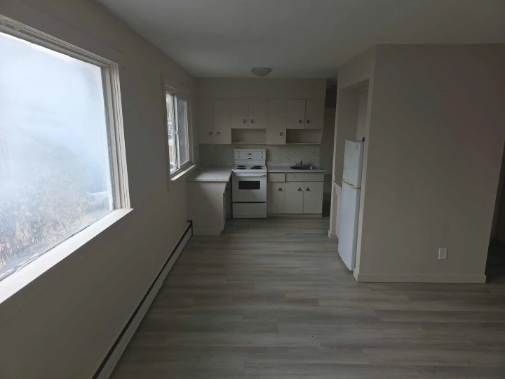 Apt for rent 1049 $