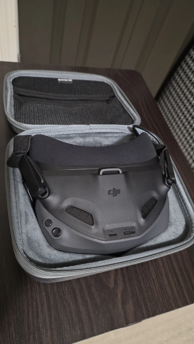 DJI Goggles N3 & Hard Case - photo 3