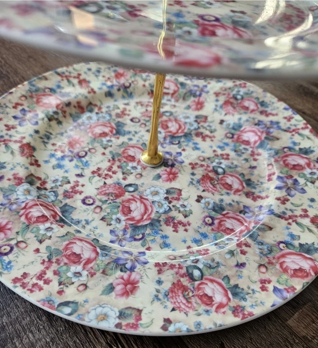 Vintage Floral Two-Tiered Dessert Stand - photo 3