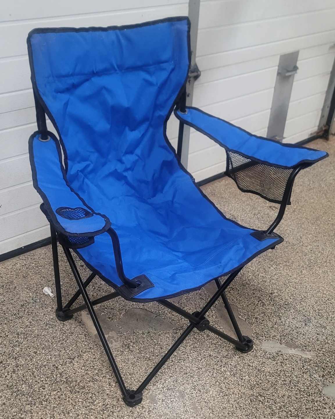 Blue Folding Camp Chair with Carrying Bag