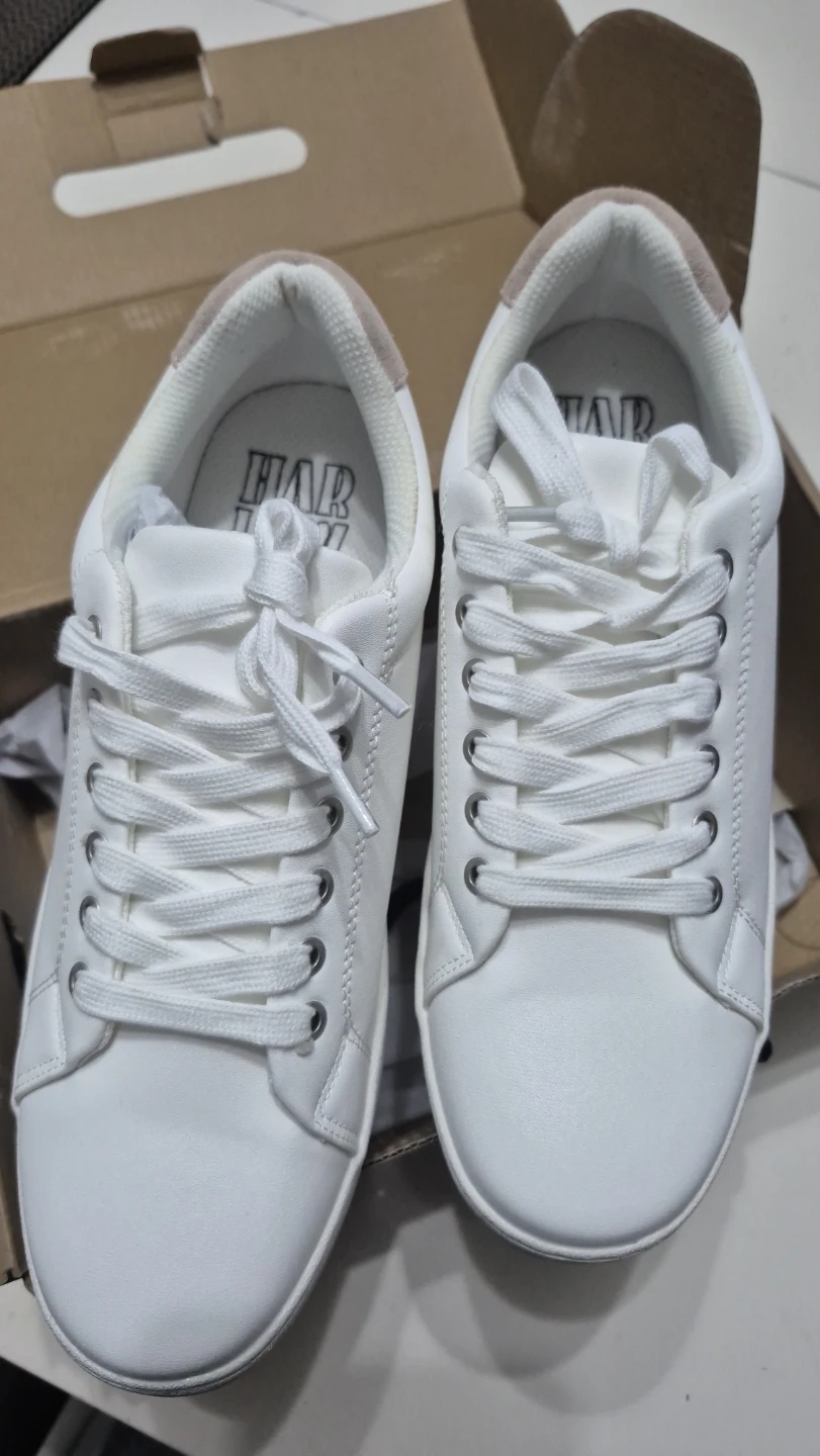Har Low White Sneakers women size 10"
