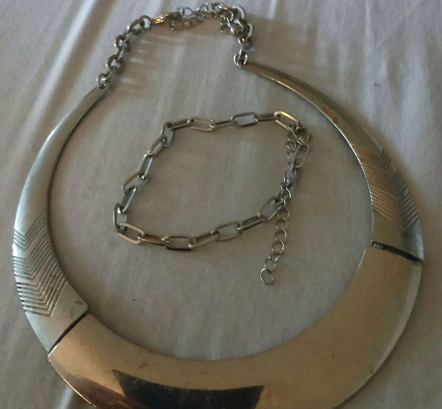 Silver Tone Choker Necklace and Bracelet Set