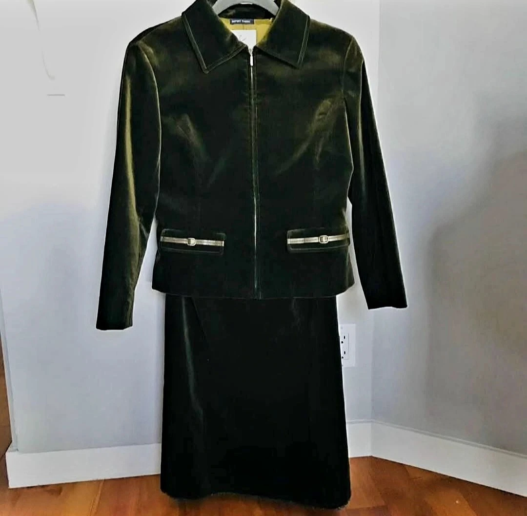 1940's Japanese Designer Kumikyoku Velvet Skirt & Blazer Size 2
