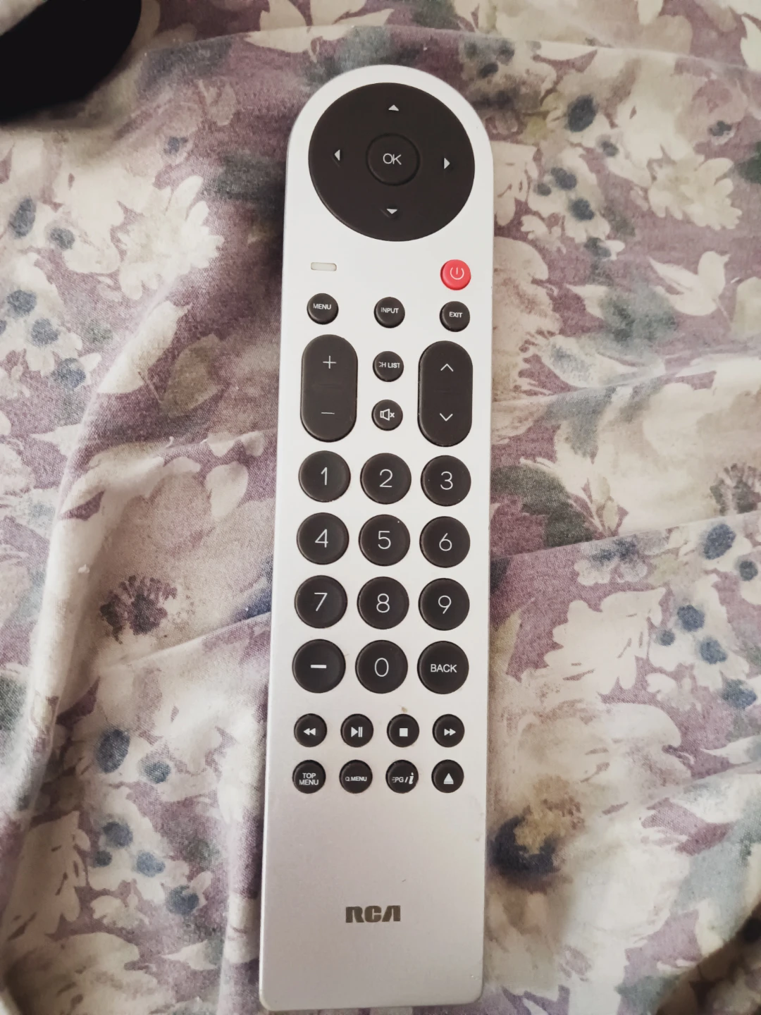 RCA television w remote - photo 2