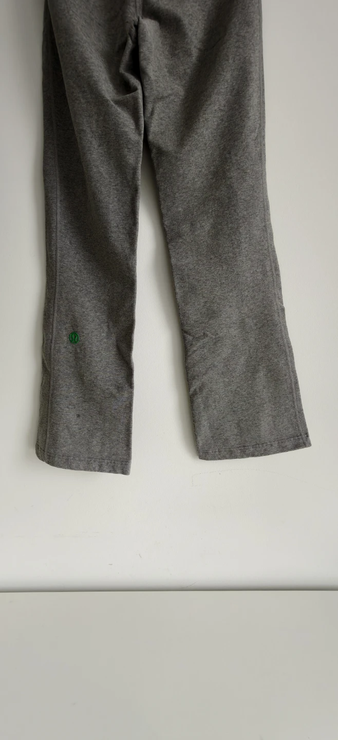 Lululemon Grey Athletic Pants with Green Waistband - photo 5