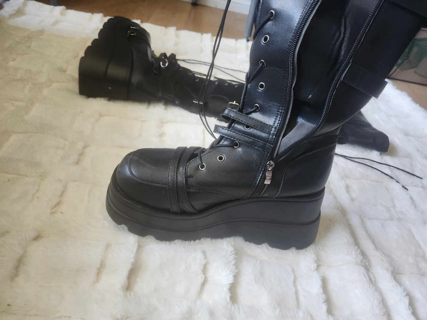 Black Platform Combat Boots - photo 2
