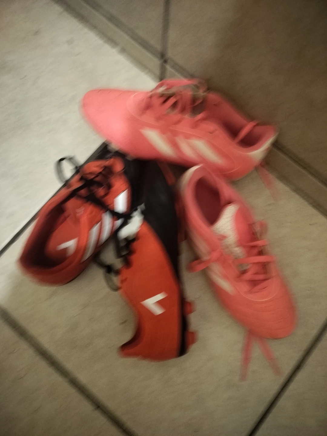 Adidas Red & Blk Soccer Cleats Sz 4 & pink - photo 3