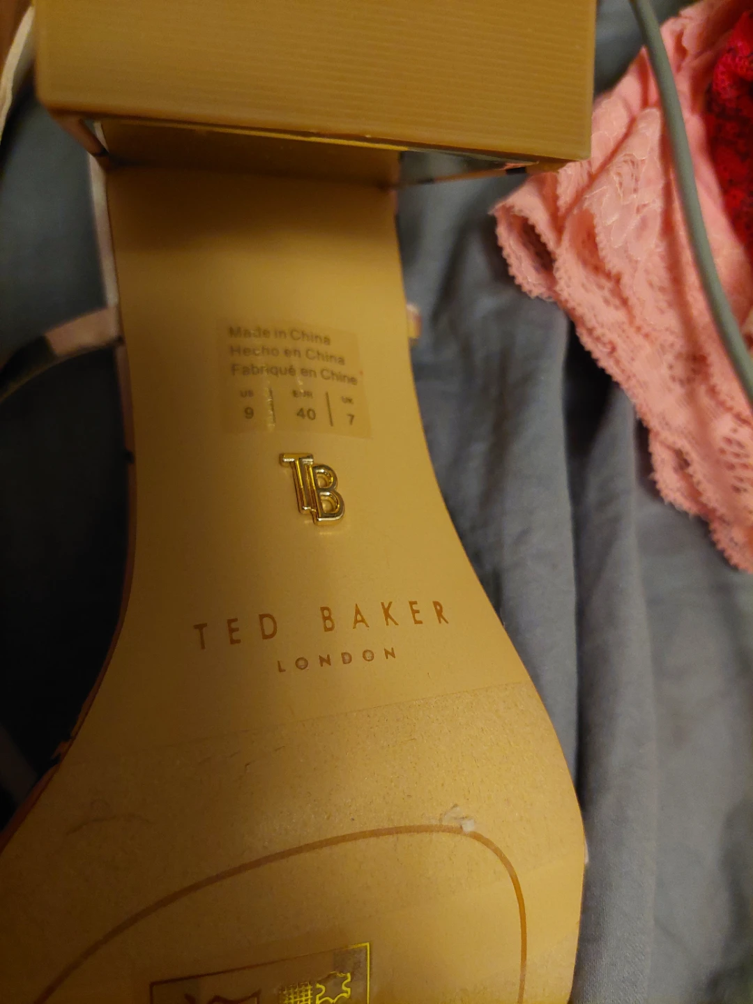 Ted Baker London Floral Heeled Sandals Size 9 - photo 2