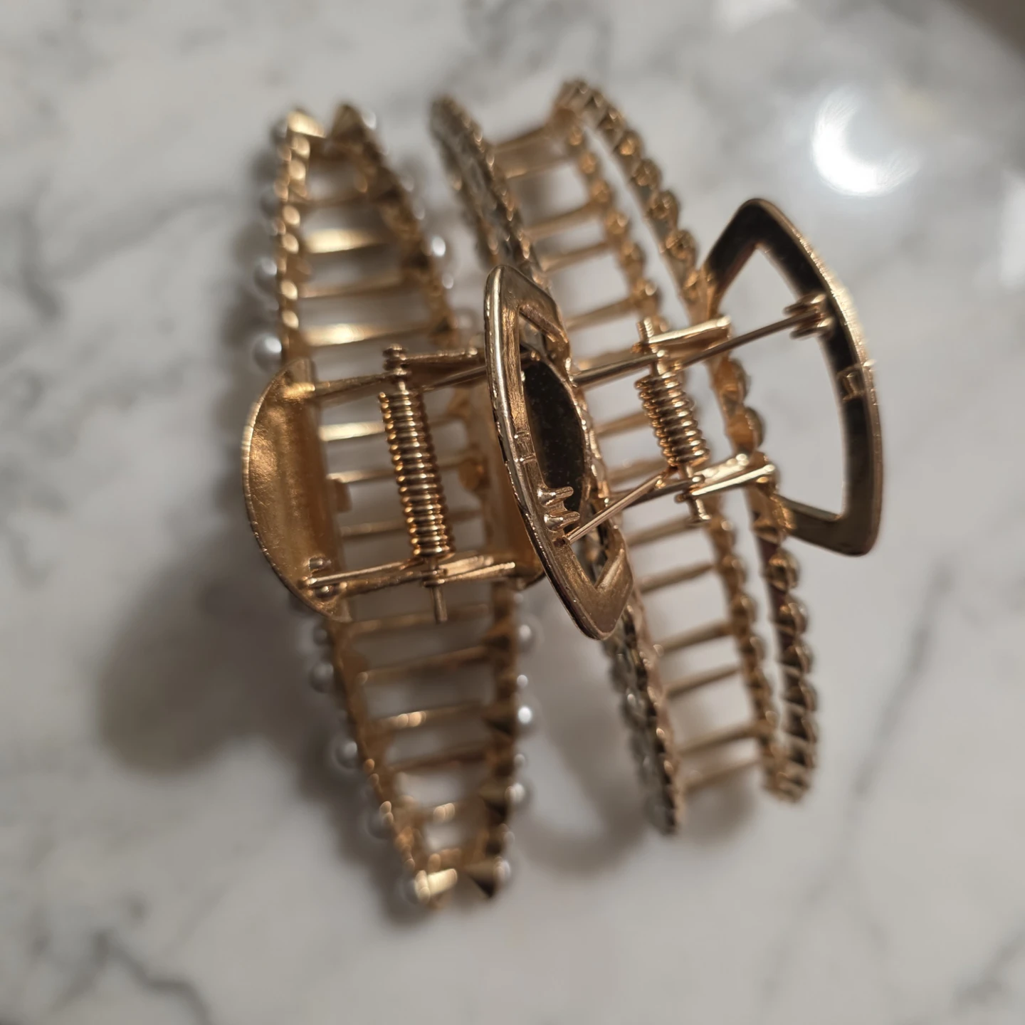 Jeweled Metal Claw Hair Clips - photo 4