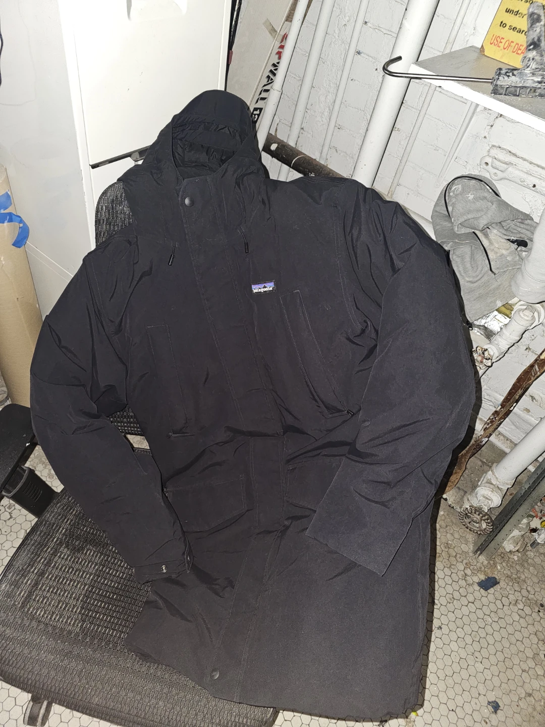 Patagonia Black Parka Jacket - photo 2