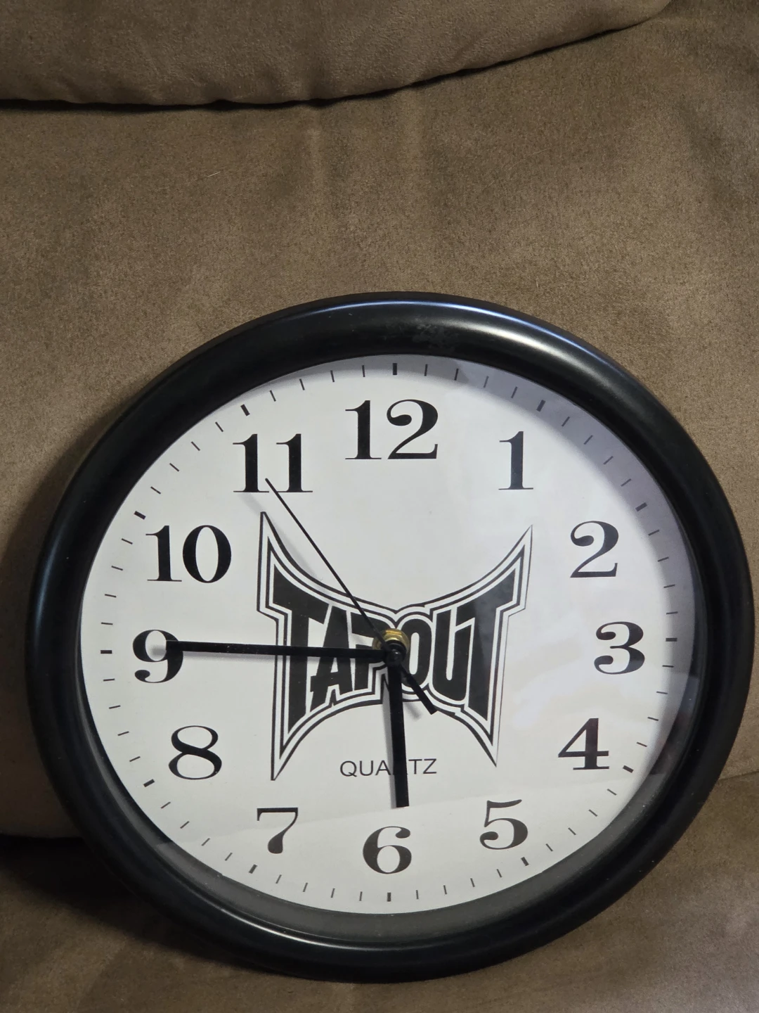 Tapout Quartz Wall Clock