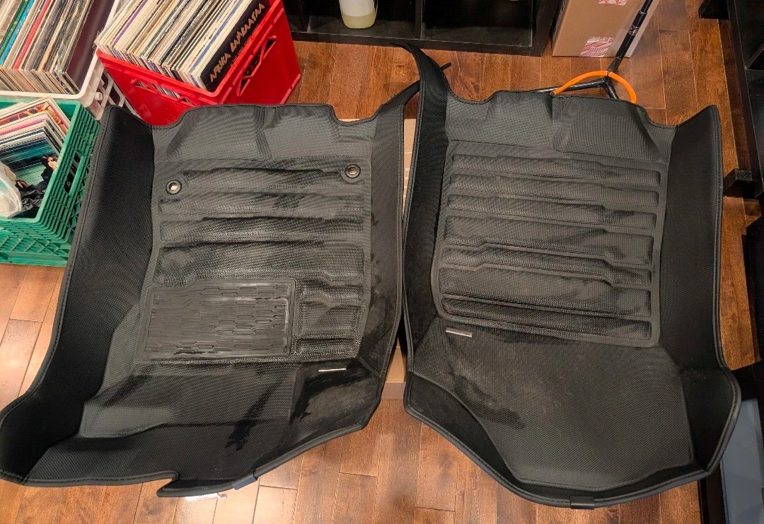 Tuxmat Custom Floor Mats Honda civic Hatchback 2022- Black