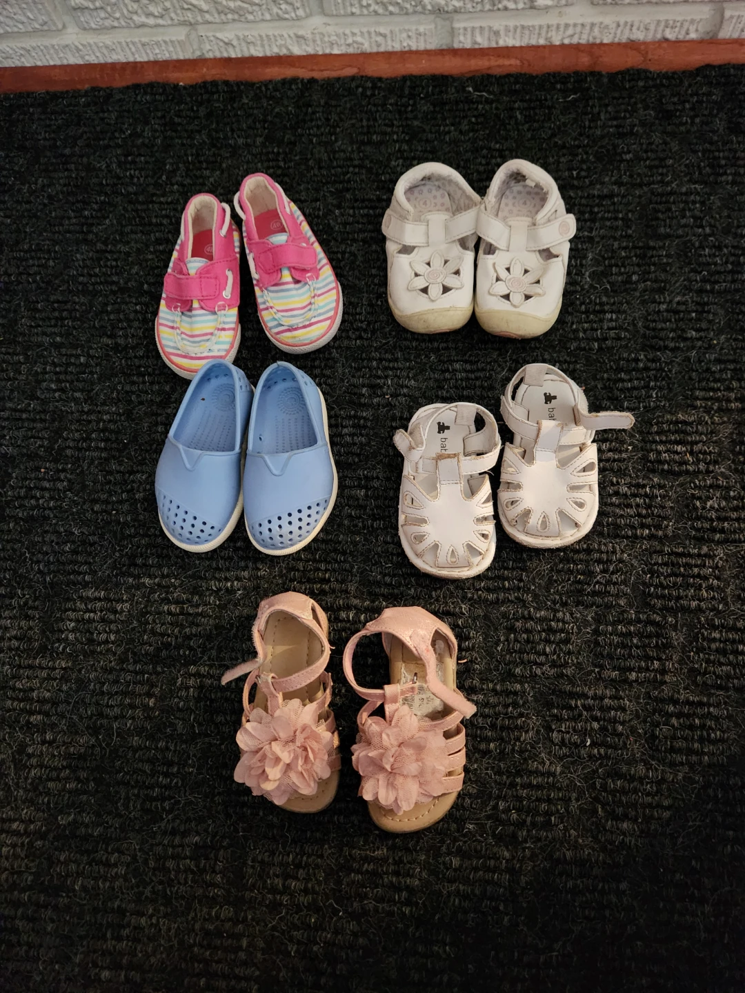 Toddler Girl Size 4 Bundle - photo 2