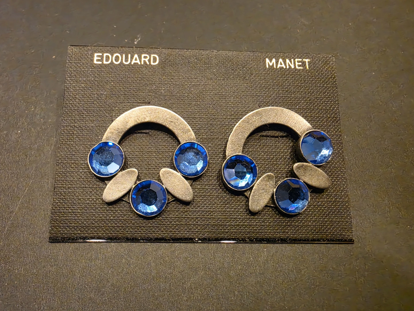 Edouard Manet Gold Tone Dangle Earrings - photo 3