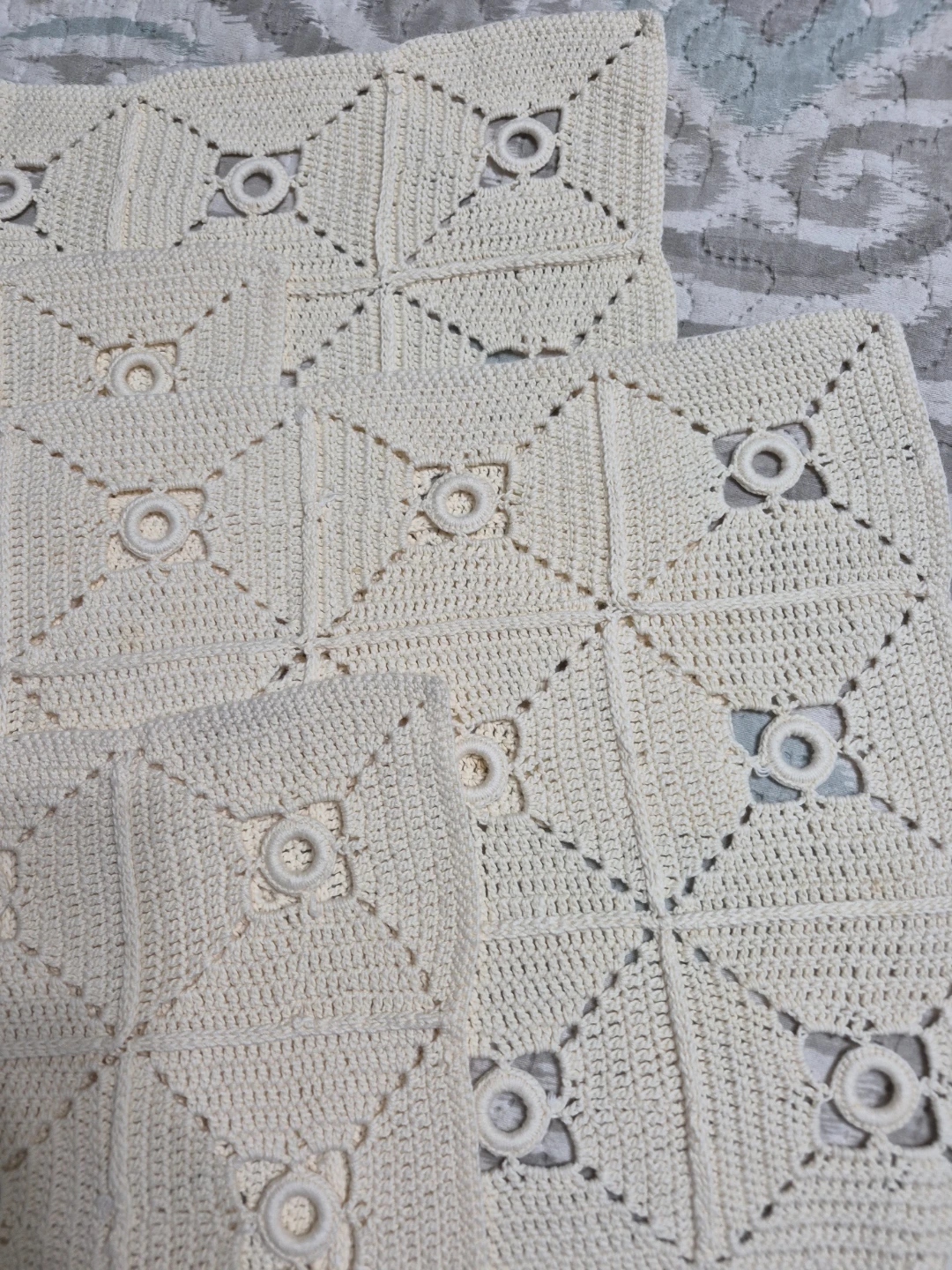 Set of 4 Vintage Crocheted 11" x 15" Table Decor - photo 4