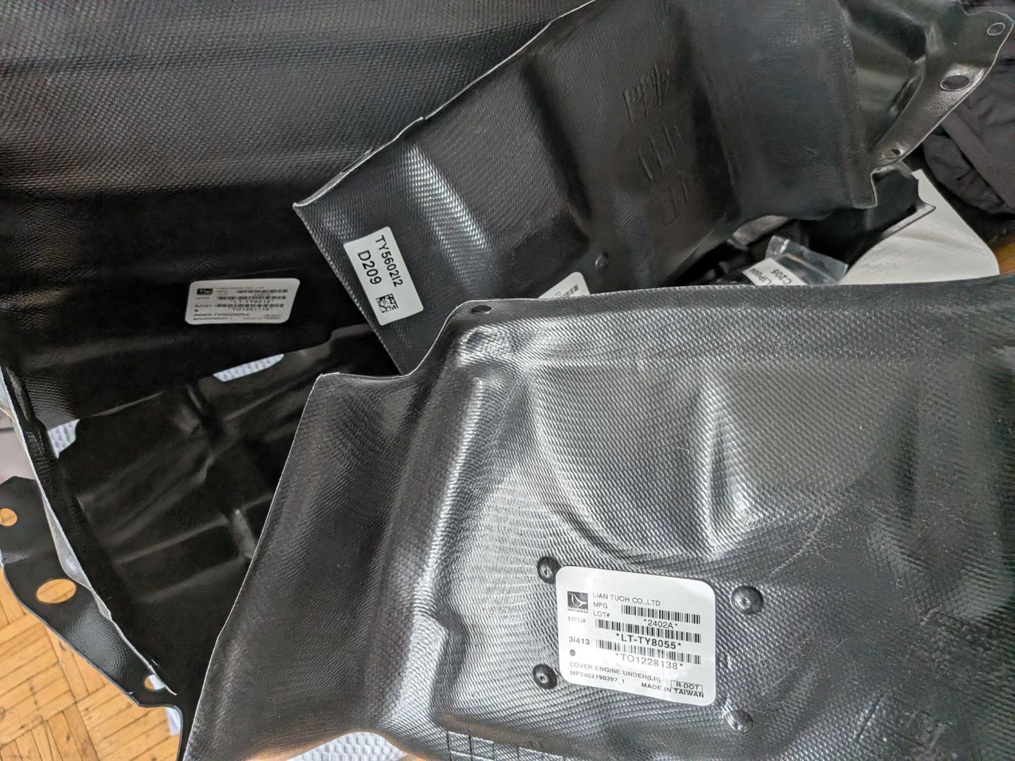 Lian Tuoh Engine Under Cover for Toyota Camry