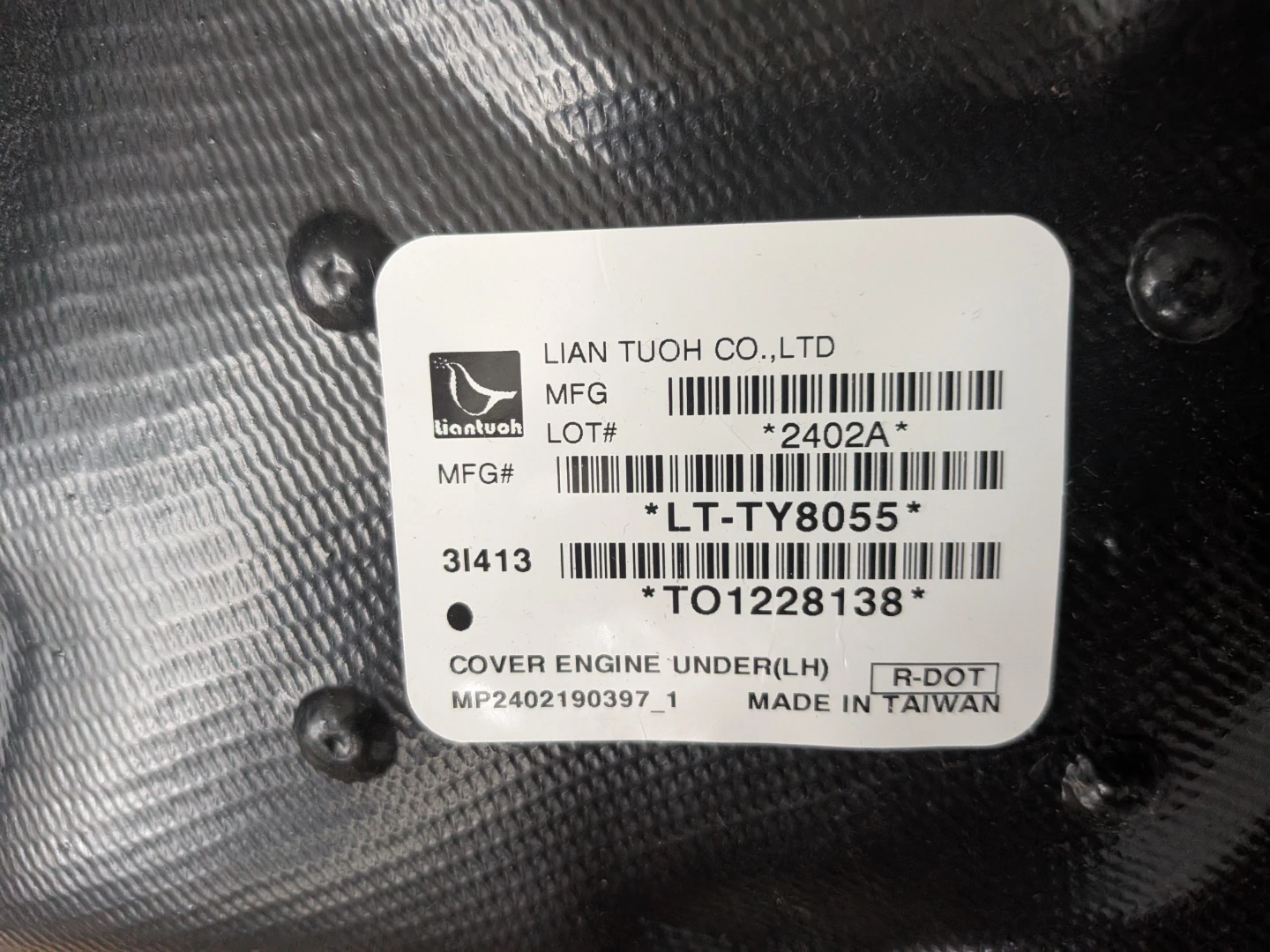 Lian Tuoh Engine Under Cover for Toyota Camry - photo 2