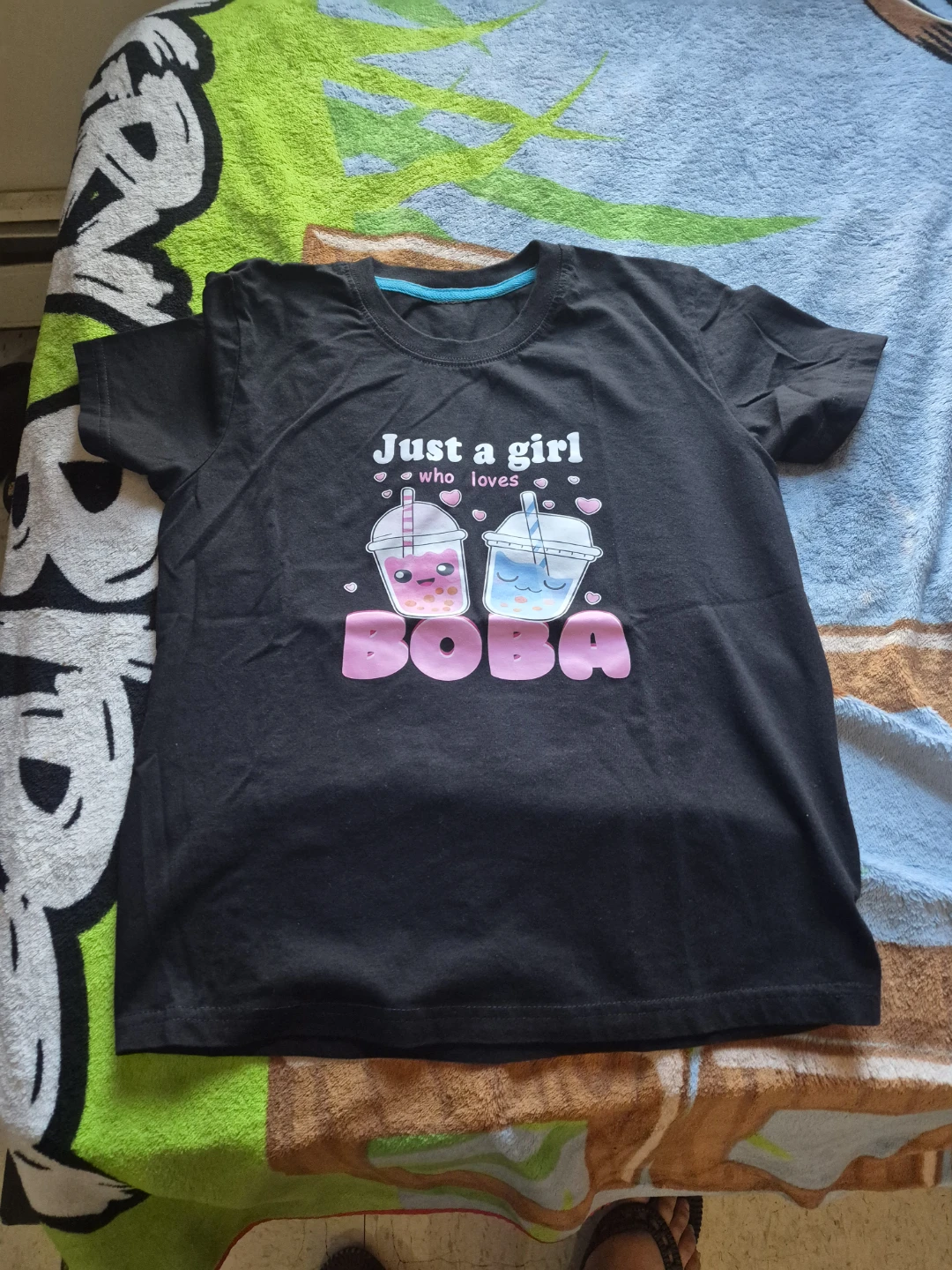 Black "Just a girl who loves boba" T-Shirt