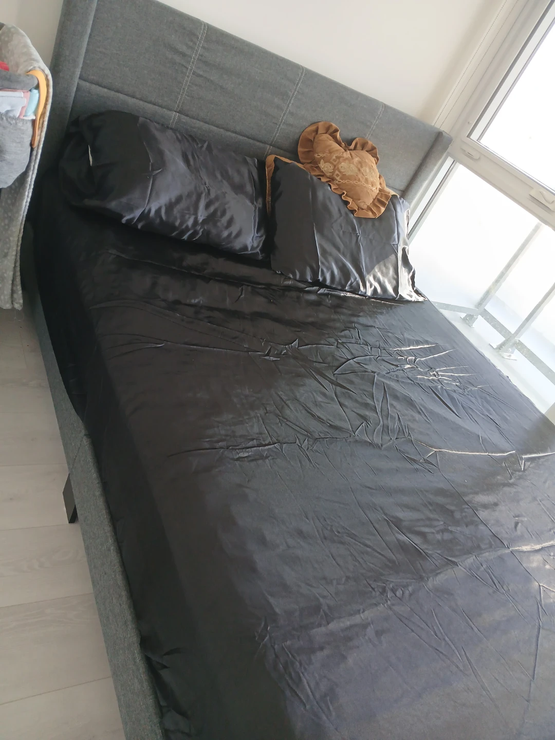 Grey Upholstered Queen Bed Frame - photo 4