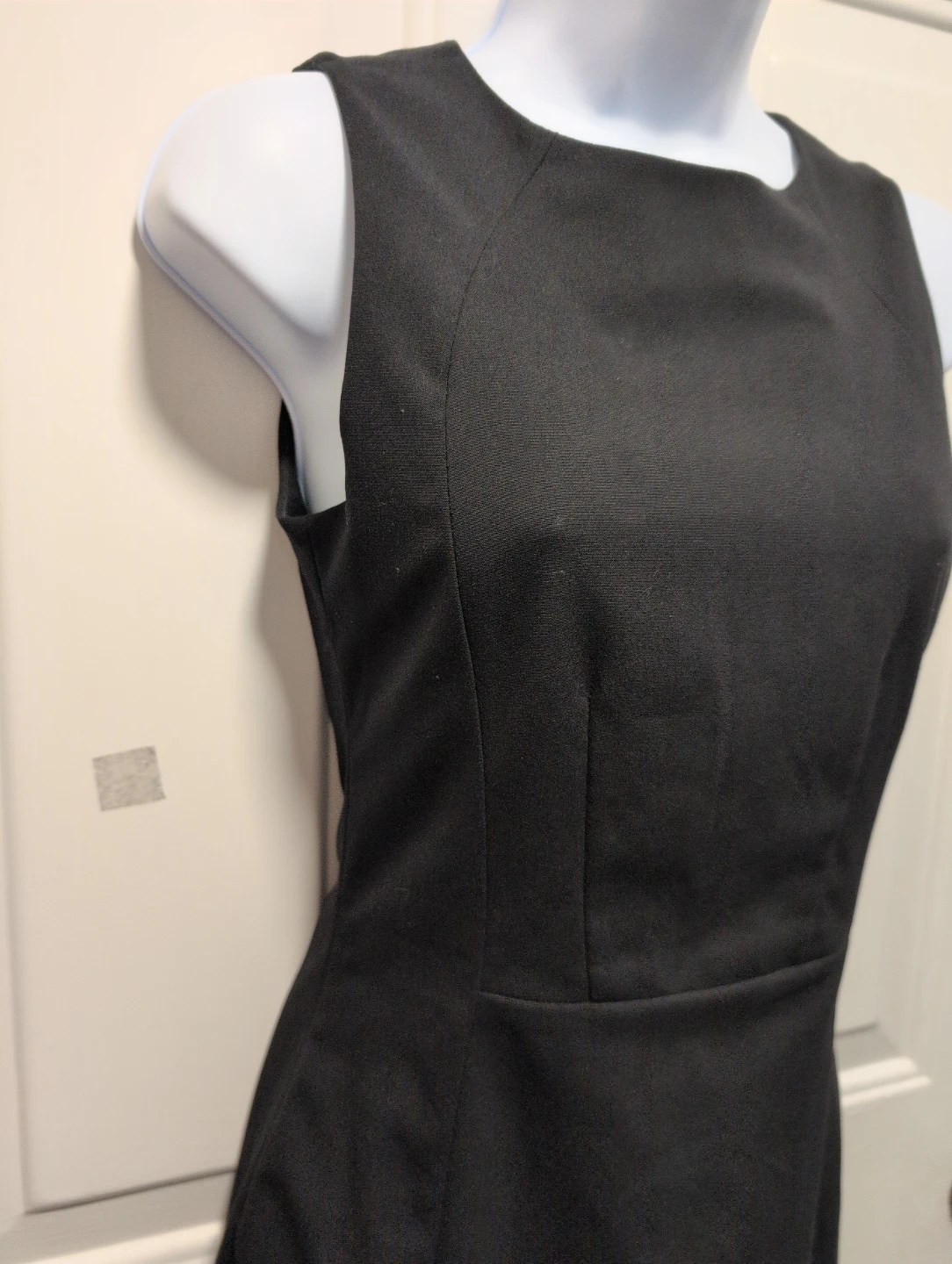 Black Sleeveless Sheath Dress - photo 2